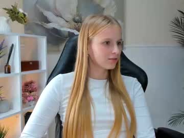 girl Vr Cam Girls with maidabarfield