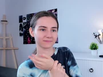 girl Vr Cam Girls with approche_toi_petite