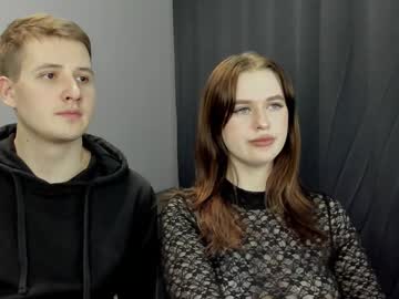 couple Vr Cam Girls with robert_lisa