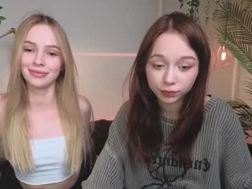 couple Vr Cam Girls with dontoke_