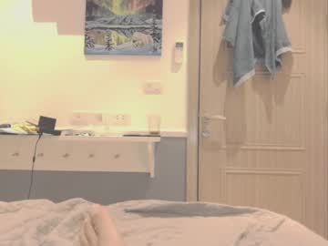 couple Vr Cam Girls with off_slav3ry